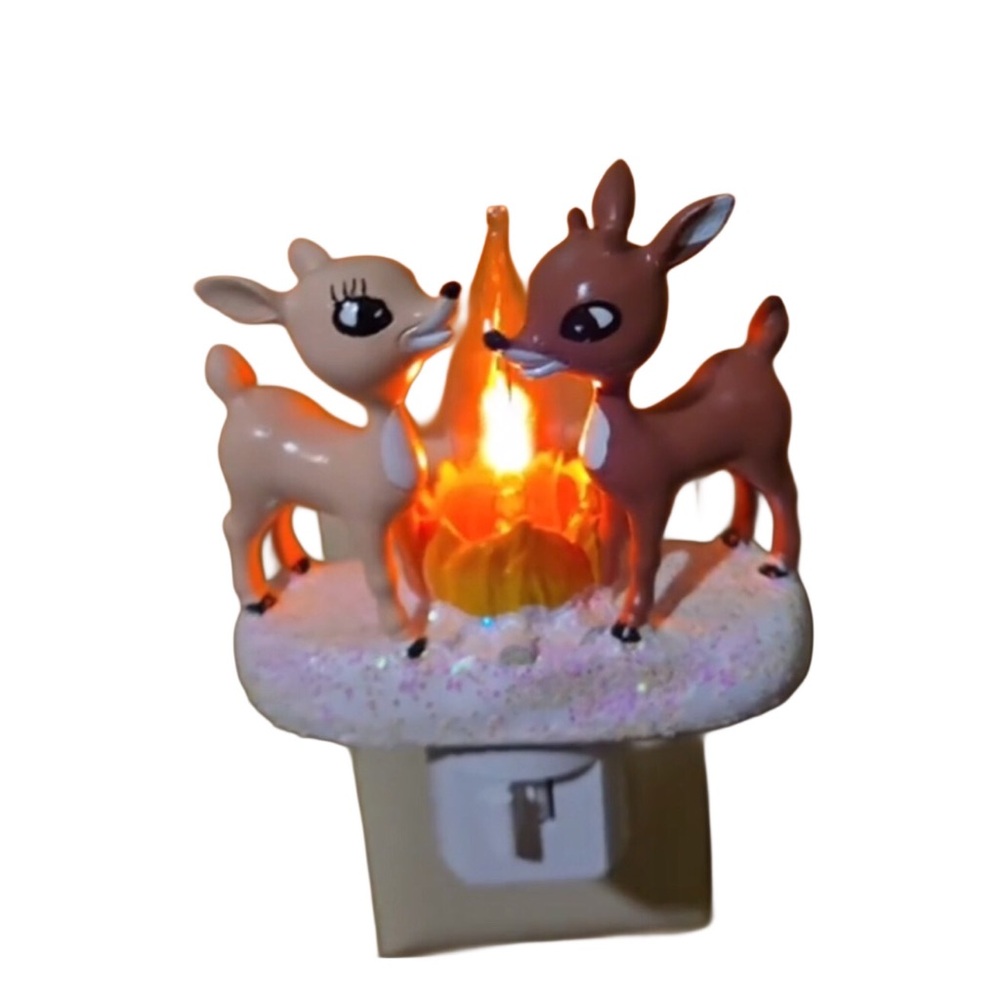 CHRISTMAS FLICKER NIGHTLIGHT RUDOLPH REINDEER INDOOR DECOR HOLIDAY CAMPFIRE